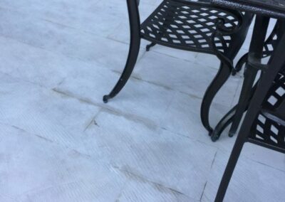 20181214 damp in patio tiles in dry season